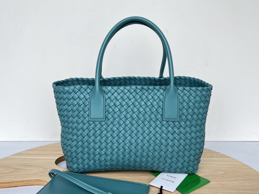 Small Cabat Intreccio Leather Tote Bag Blue Hydra